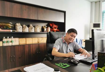 https://alumni.sjtu.edu.cn/userfiles/image/2020news/0403/jixujiaoyu202004.jpg